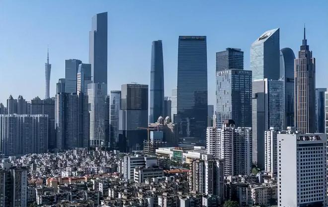 的？搞懂了！许家印不跑是有原因的凯发k8国际恒大是怎么亏出八千亿(图13)