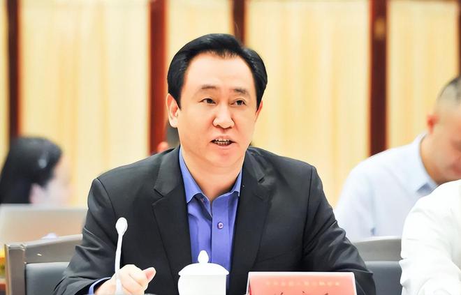 的？搞懂了！许家印不跑是有原因的凯发k8国际恒大是怎么亏出八千亿(图14)