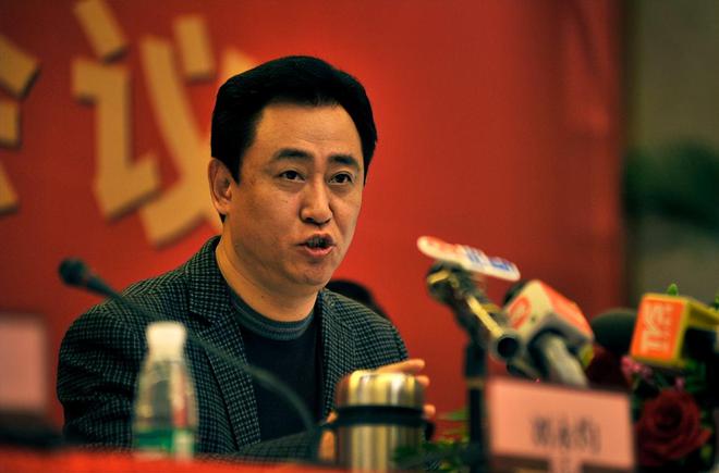 的？搞懂了！许家印不跑是有原因的凯发k8国际恒大是怎么亏出八千亿(图24)